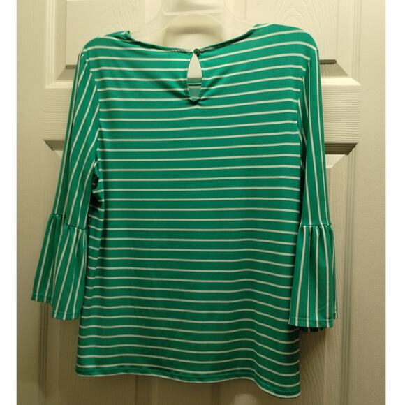 Chico's Size 1 (Medium) Green White Striped Flutter-Sleeve Keyhole-Back Top - Picture 3 of 8